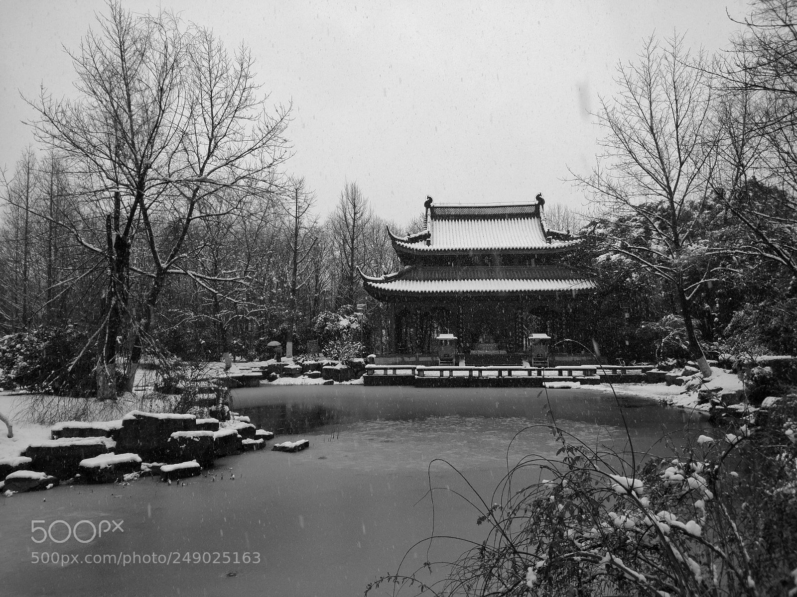 Xiaomi MI 5 sample photo. 雪落无痕，佛海有痕 photography