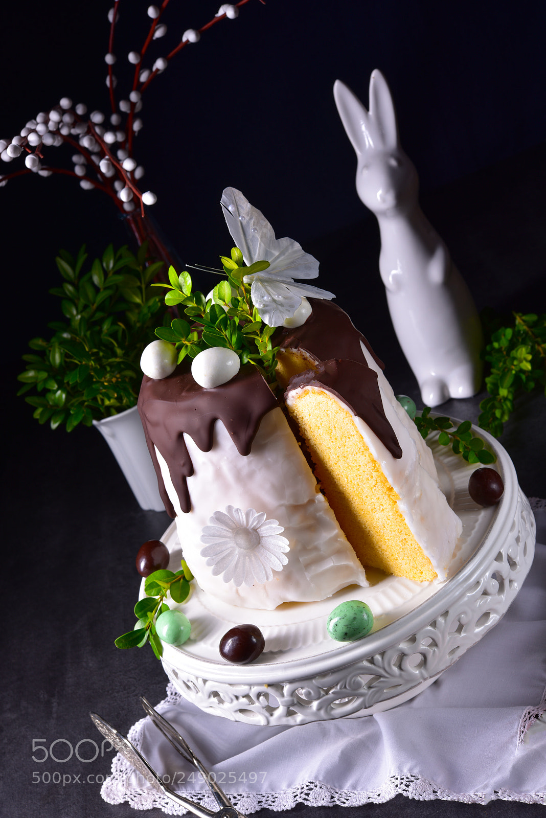 Nikon D810 sample photo. Cooked easter cake photography