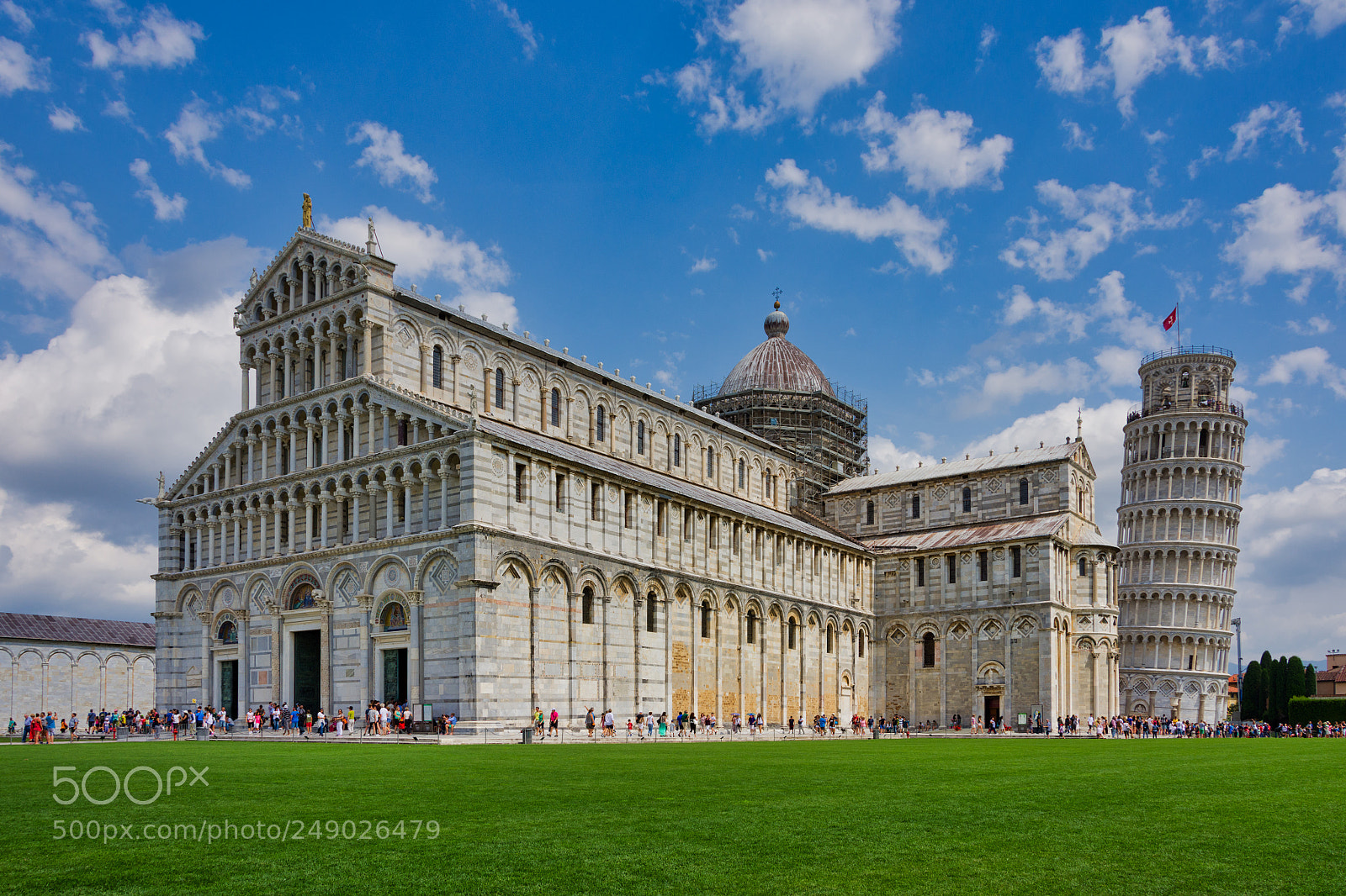 Nikon D7200 sample photo. Cathedral and leaning tower photography