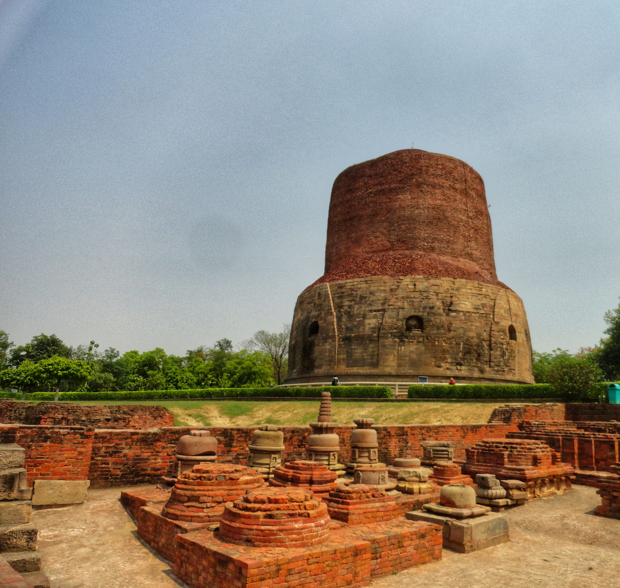Sony Cyber-shot DSC-H70 sample photo. Dhamek stupa is a massive stupa located at sarnath photography