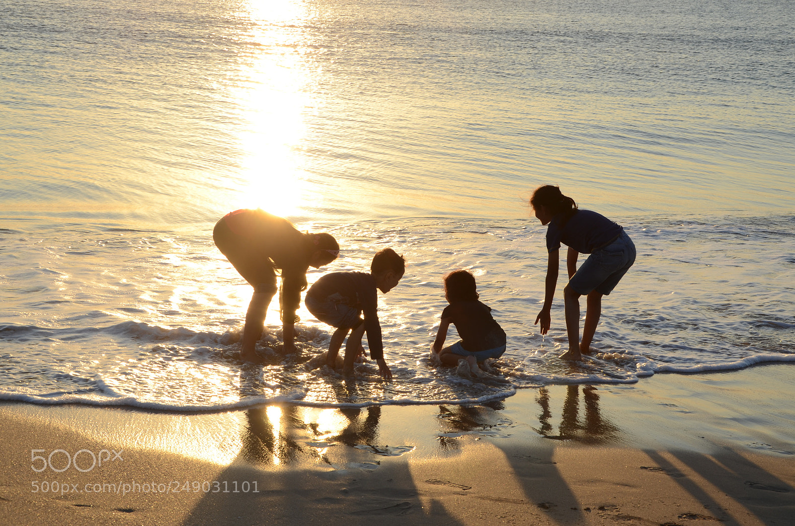 Nikon D7000 sample photo. Kids on the beach...! photography