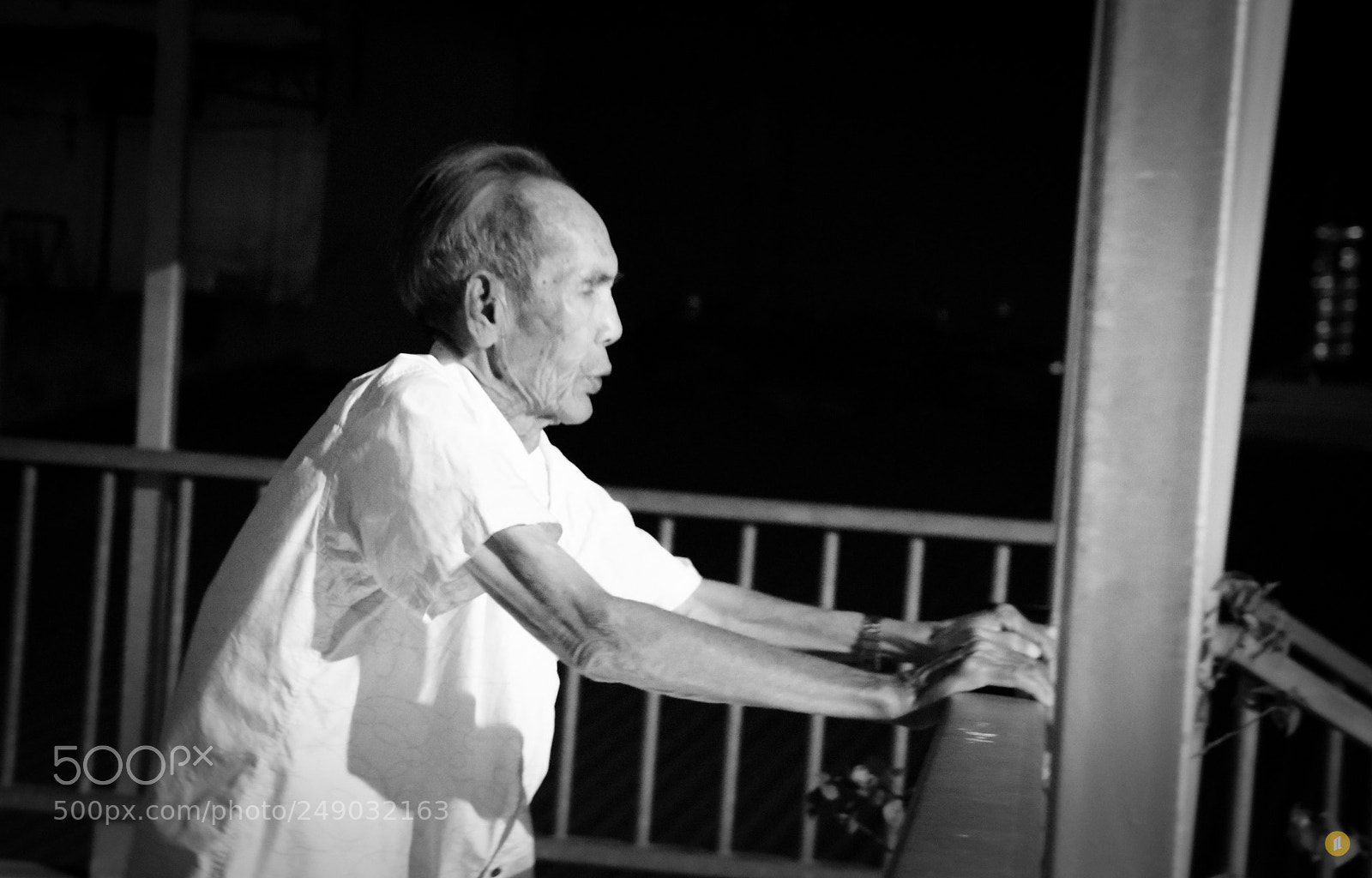 Nikon D5300 sample photo. Old man photography