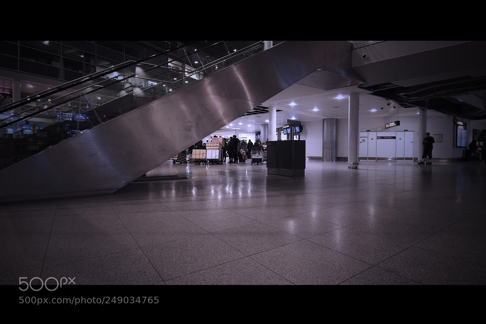 Canon EOS 1200D (EOS Rebel T5 / EOS Kiss X70 / EOS Hi) sample photo. Cph airport photography