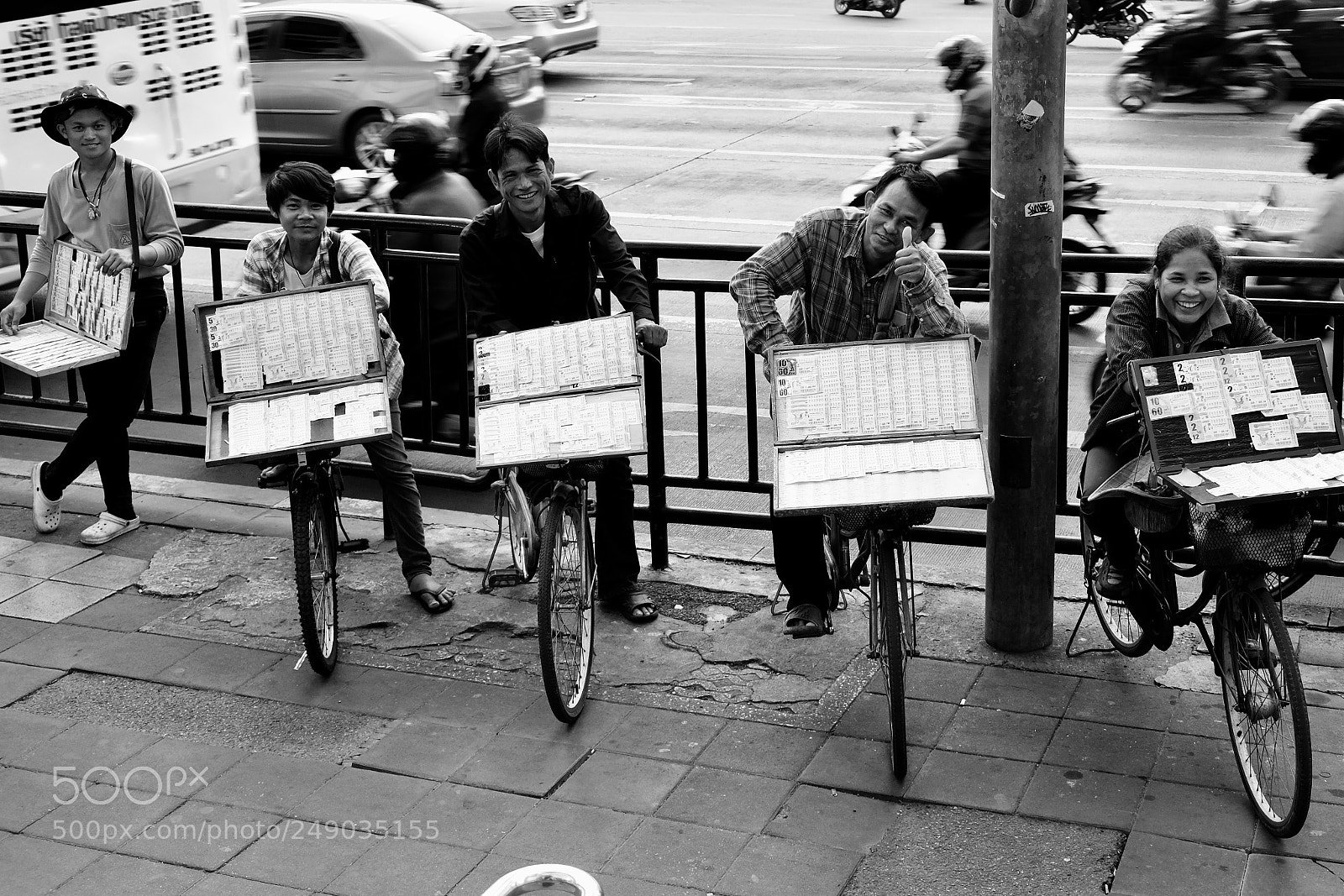 Fujifilm X-T20 sample photo. Lottery ticket vendors photography
