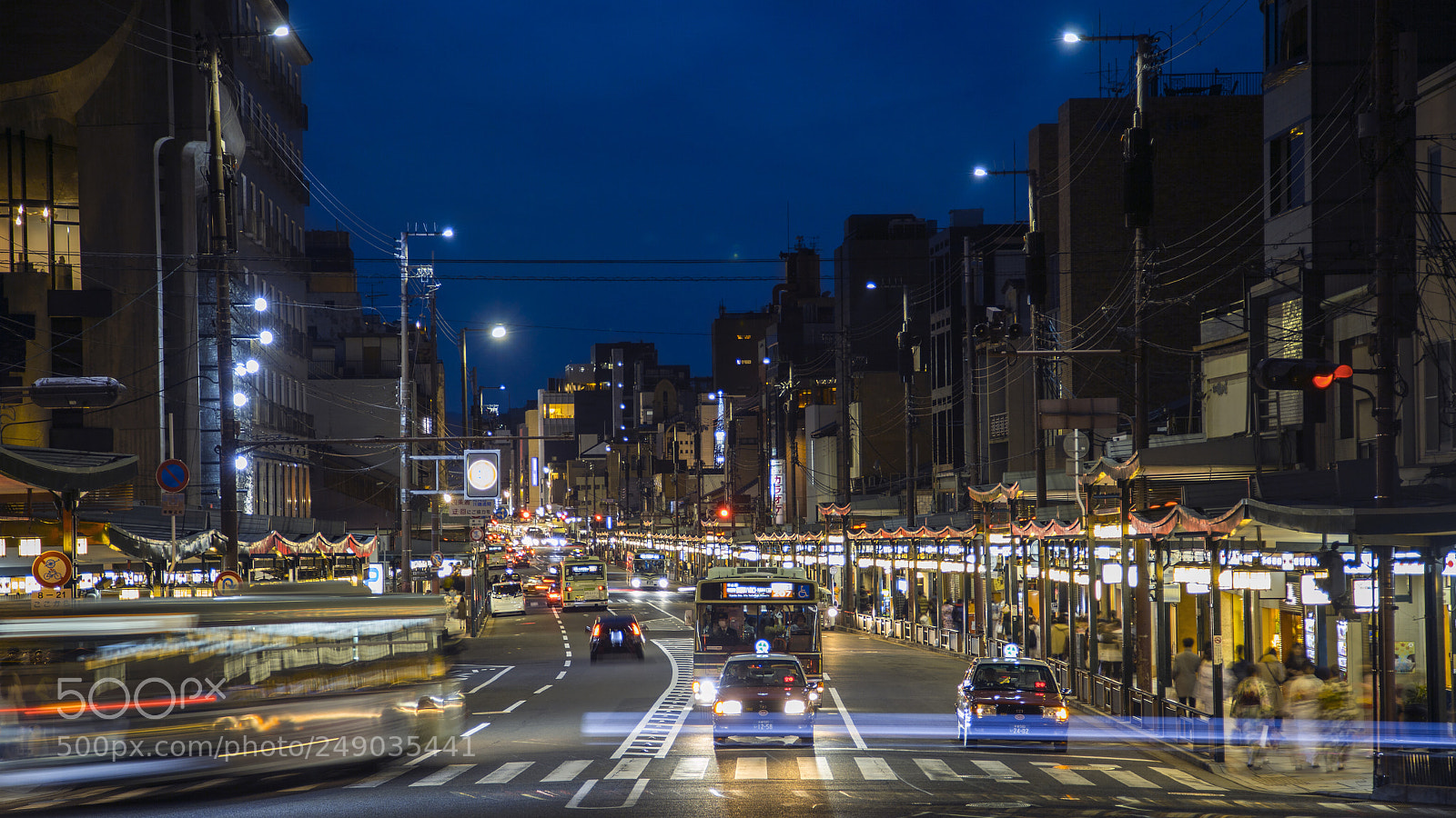 Canon EOS 6D Mark II sample photo. Night of gion kyoto photography