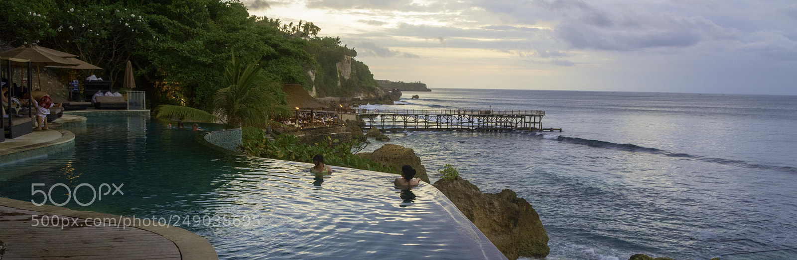 Nikon D7100 sample photo. View from the pool photography