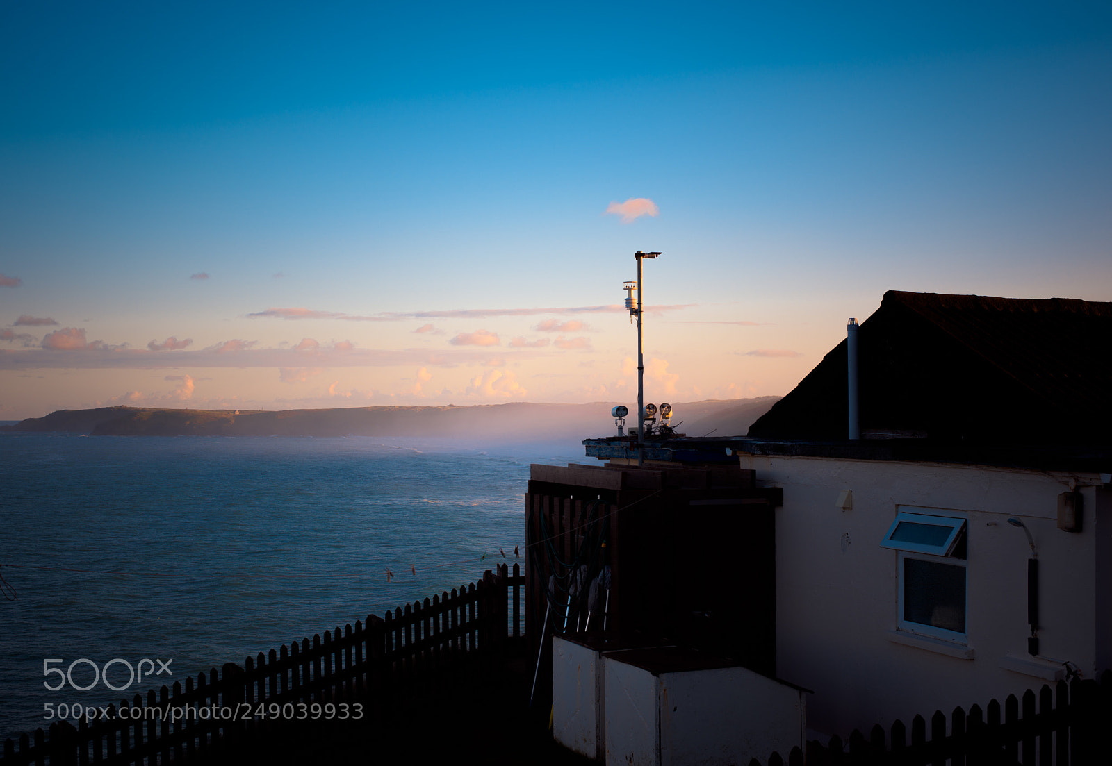 Nikon D810 sample photo. Yha hostel  perranporth, uk photography