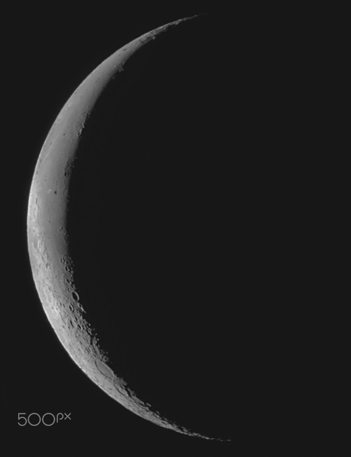 Nikon E4300 sample photo. Waning crescent moon photography