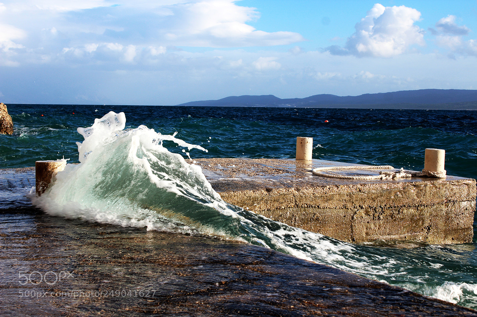Canon EOS 600D (Rebel EOS T3i / EOS Kiss X5) sample photo. Wild sea photography