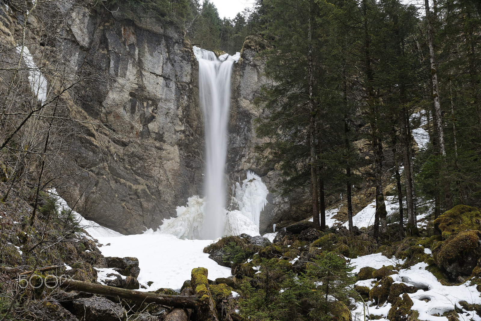 Sony a7 II sample photo. Leuenfall, 34 m photography