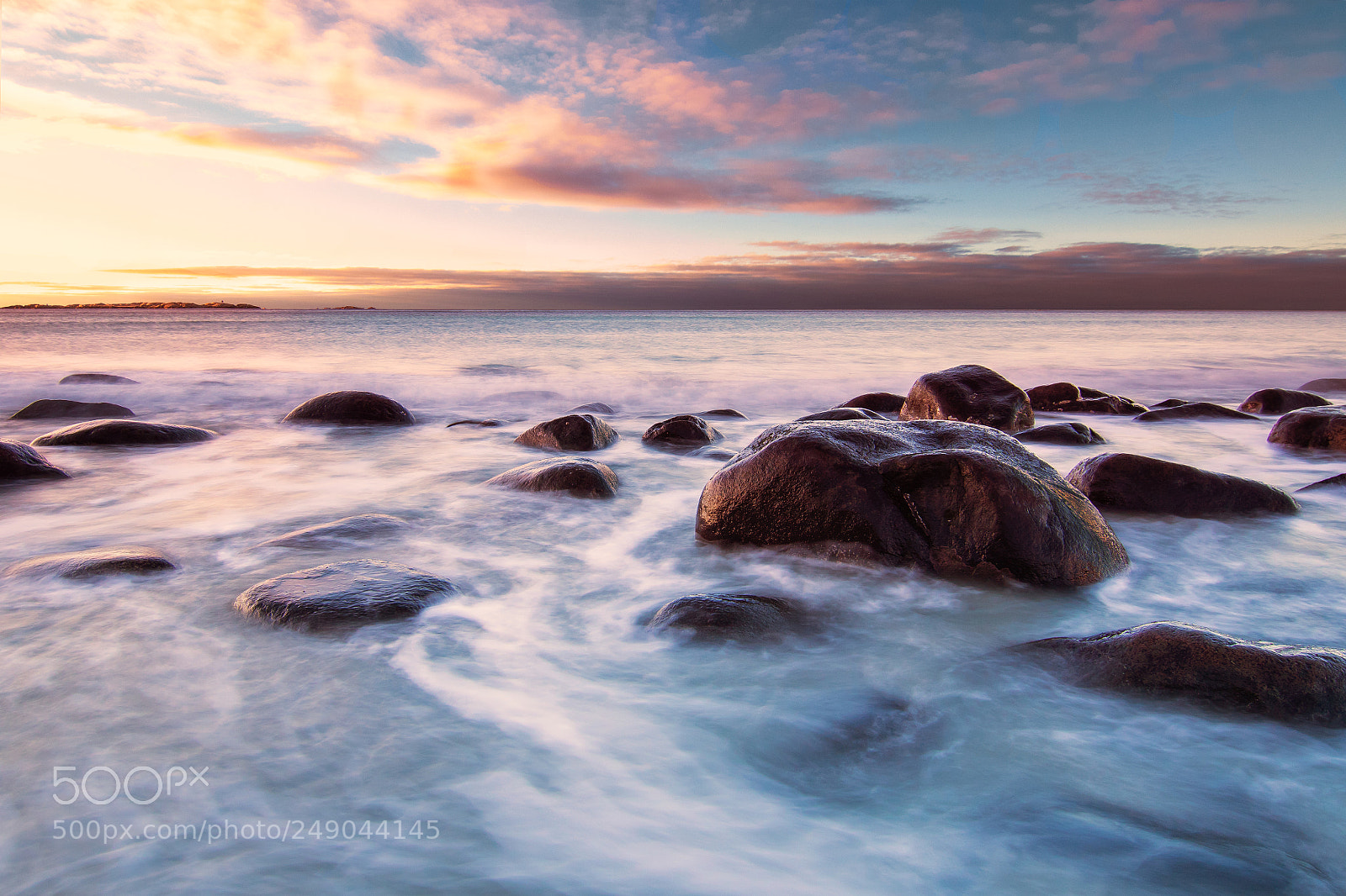 Canon EOS 7D Mark II sample photo. Beloved beach photography