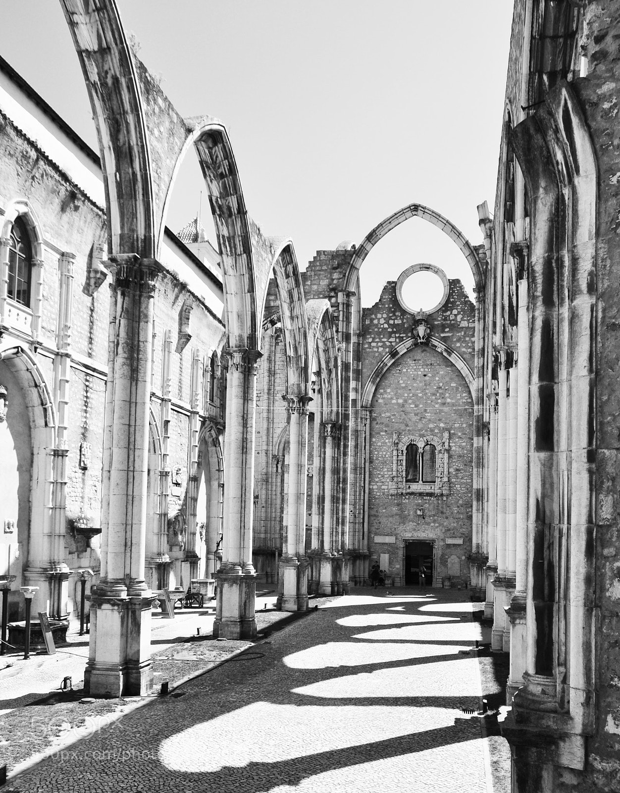 Nikon D5000 sample photo. Shadows in ruins photography