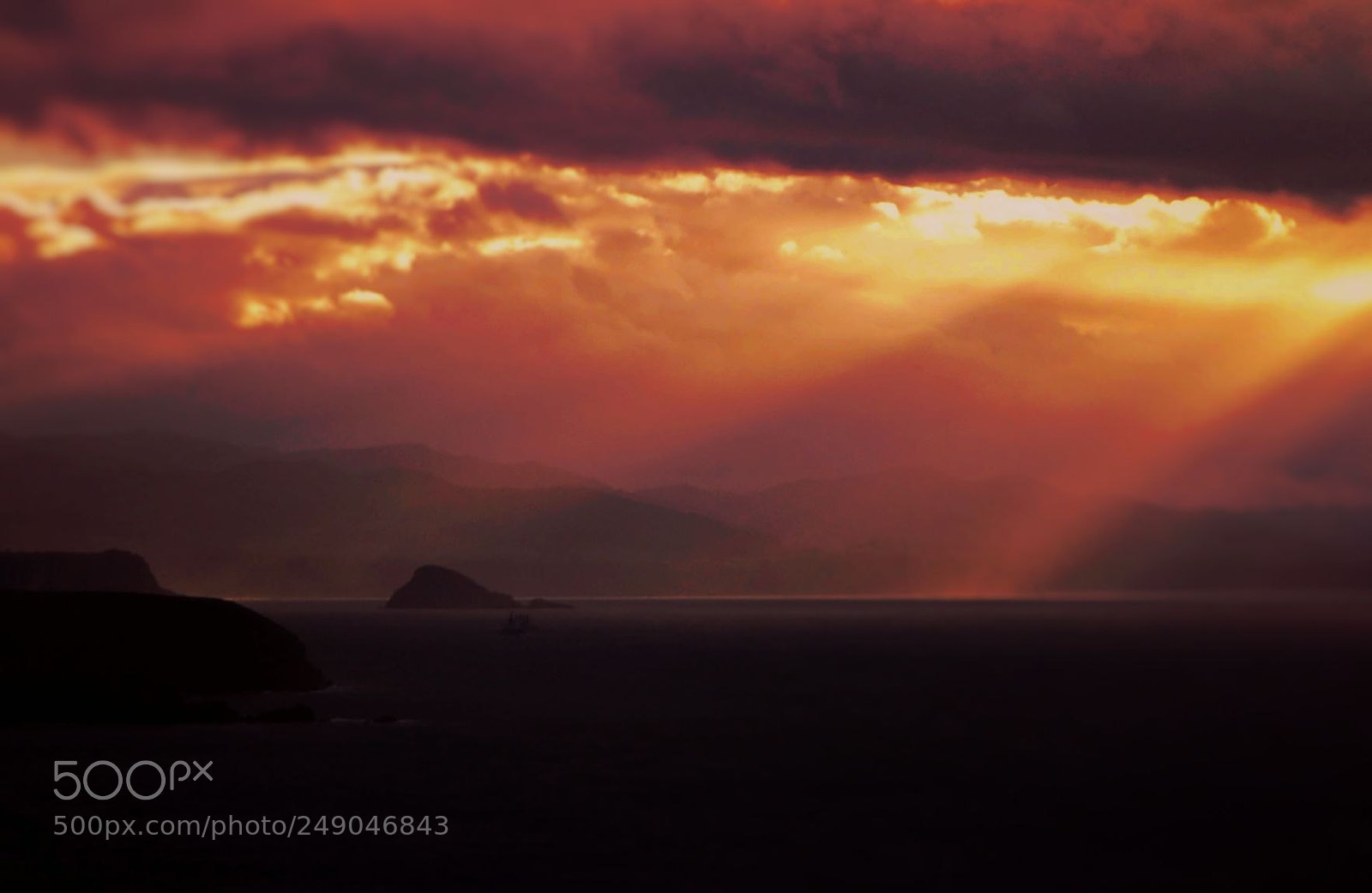 Olympus OM-D E-M10 II sample photo. Atardecer photography