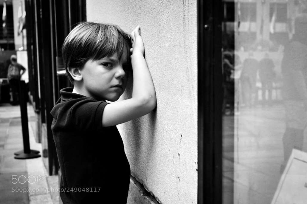Fujifilm X100T sample photo. La infancia nunca dura photography