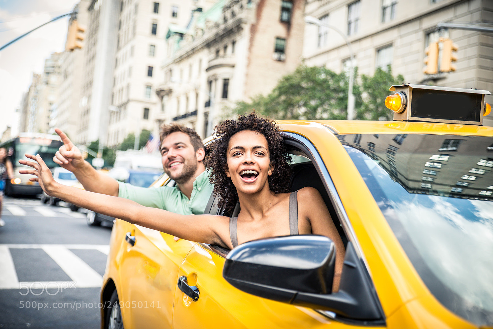 Nikon D610 sample photo. Couple on a taxi photography