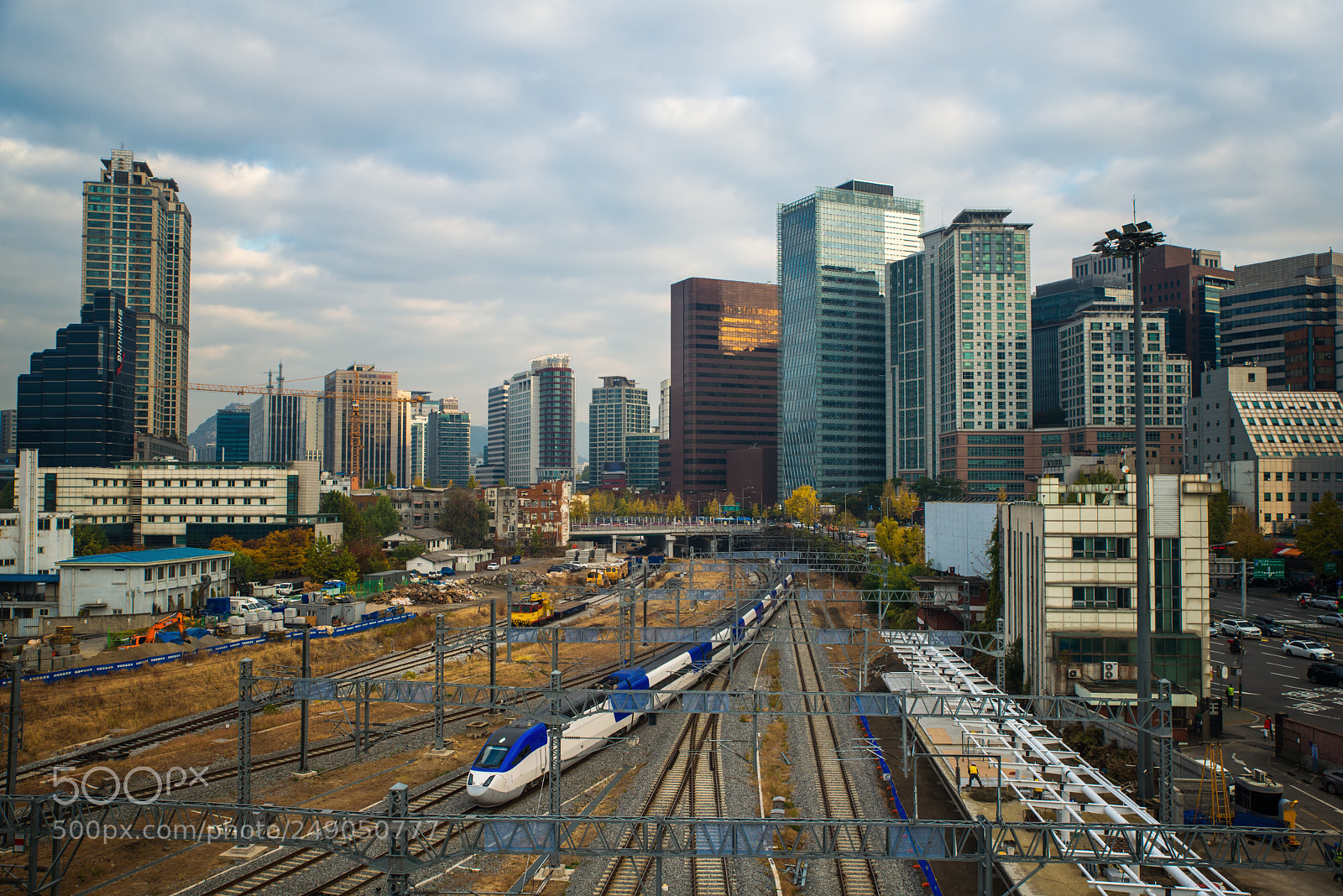 Nikon D800 sample photo. Train station in seoul photography