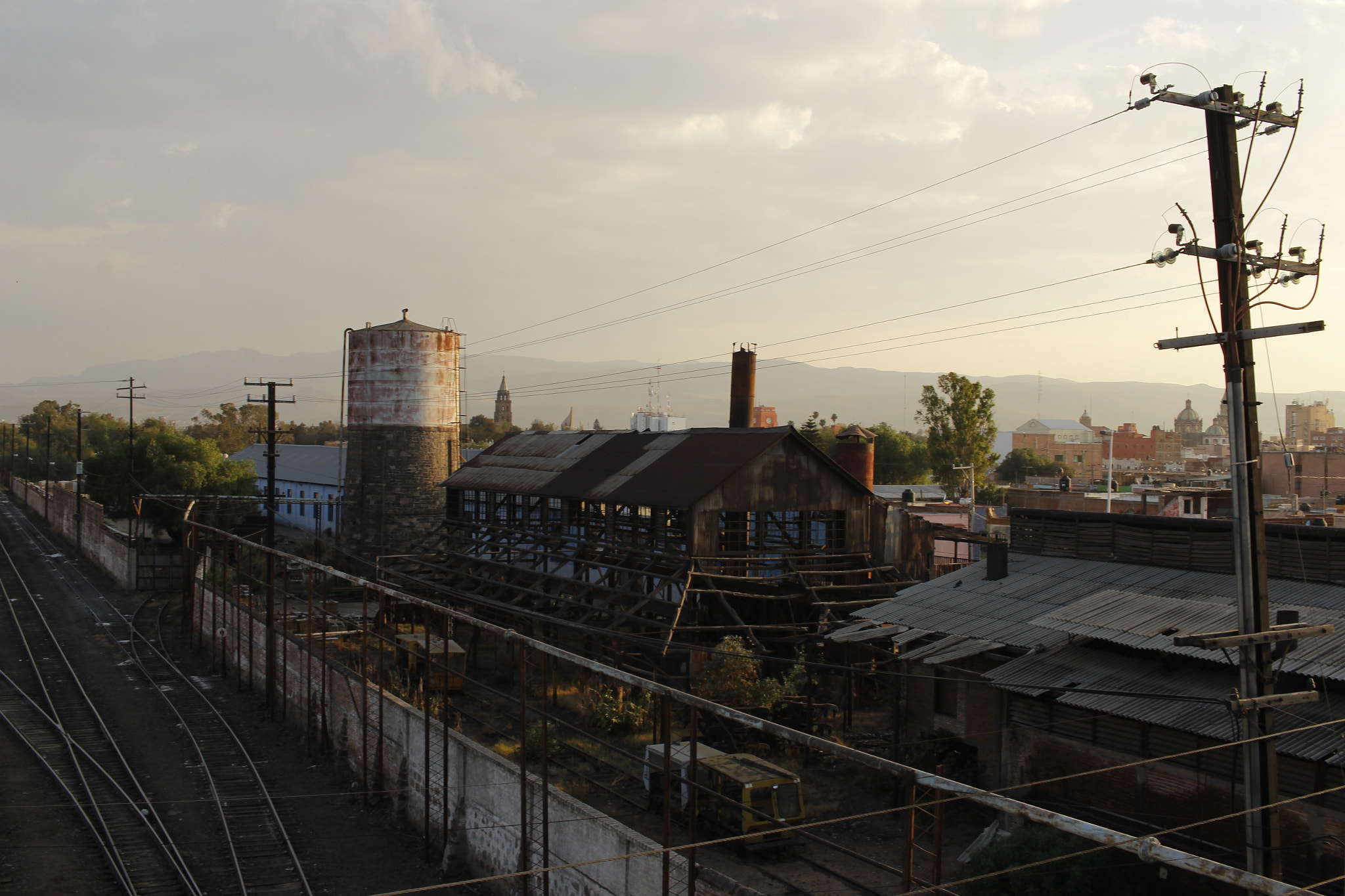 Canon EF-S 24mm F2.8 STM sample photo. Apocalipsis zombie. photography