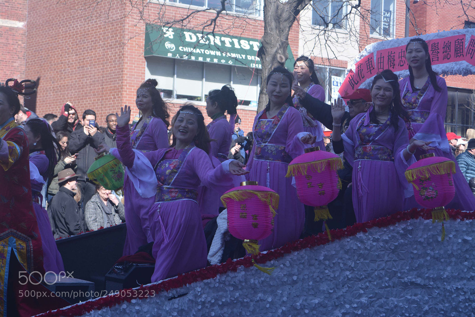 Nikon D7100 sample photo. Chinese girls on float photography