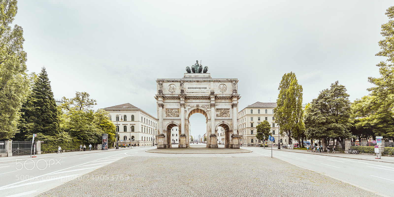 Canon EOS 5DS R sample photo. Siegestor photography
