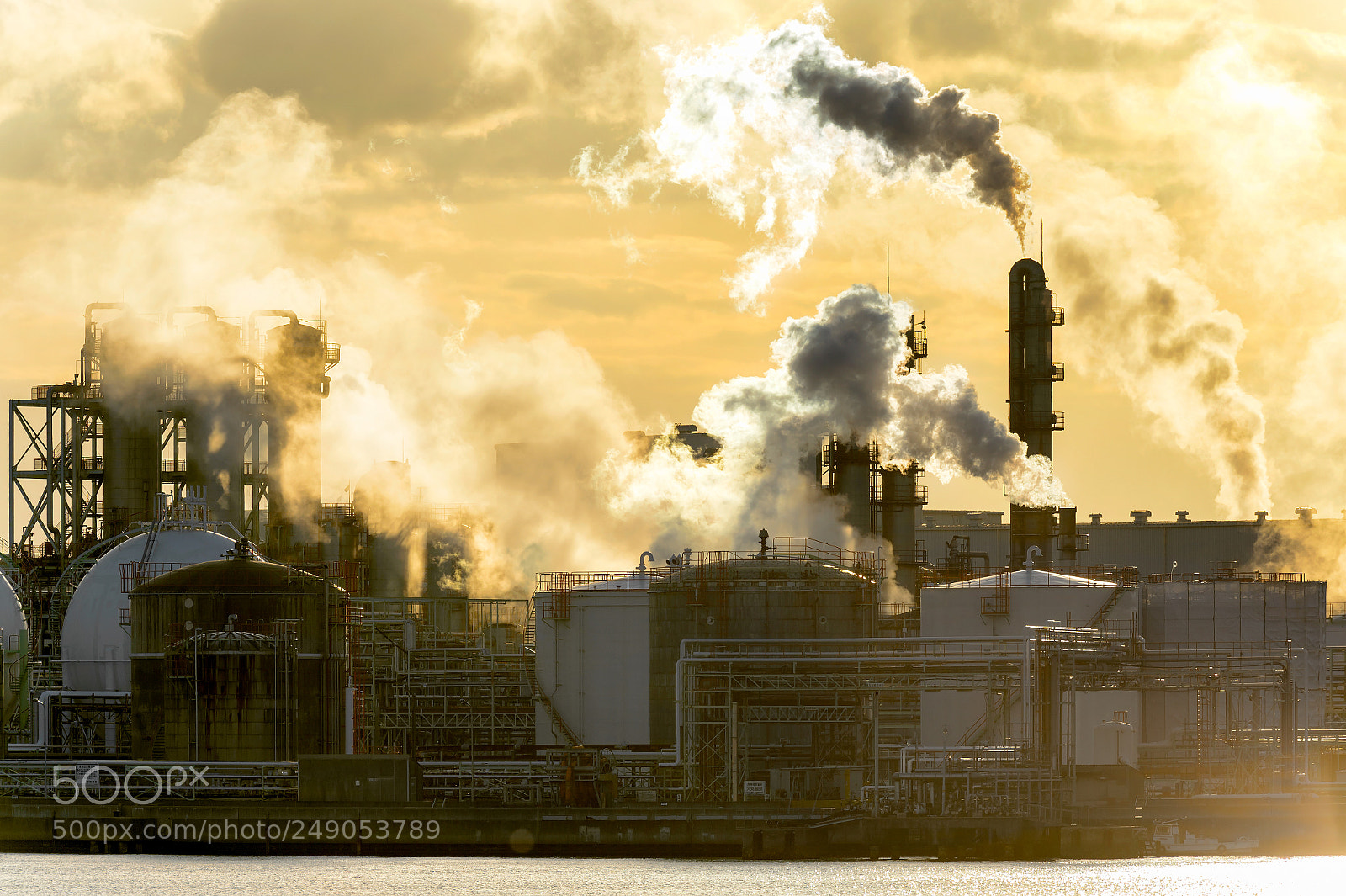 Nikon D4S sample photo. A golden shining factory photography