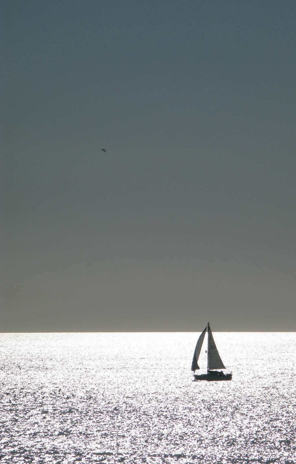 Canon POWERSHOT G9 sample photo. Yacht on the silver photography