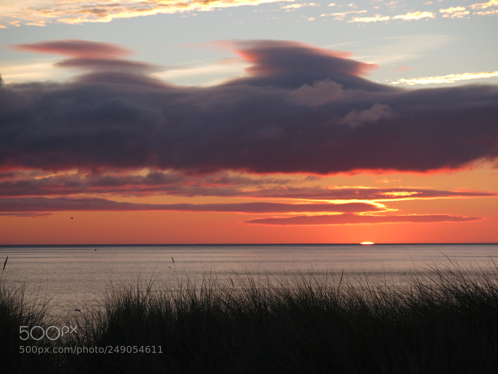 Canon PowerShot G15 sample photo. Beadnell bay sunrise photography