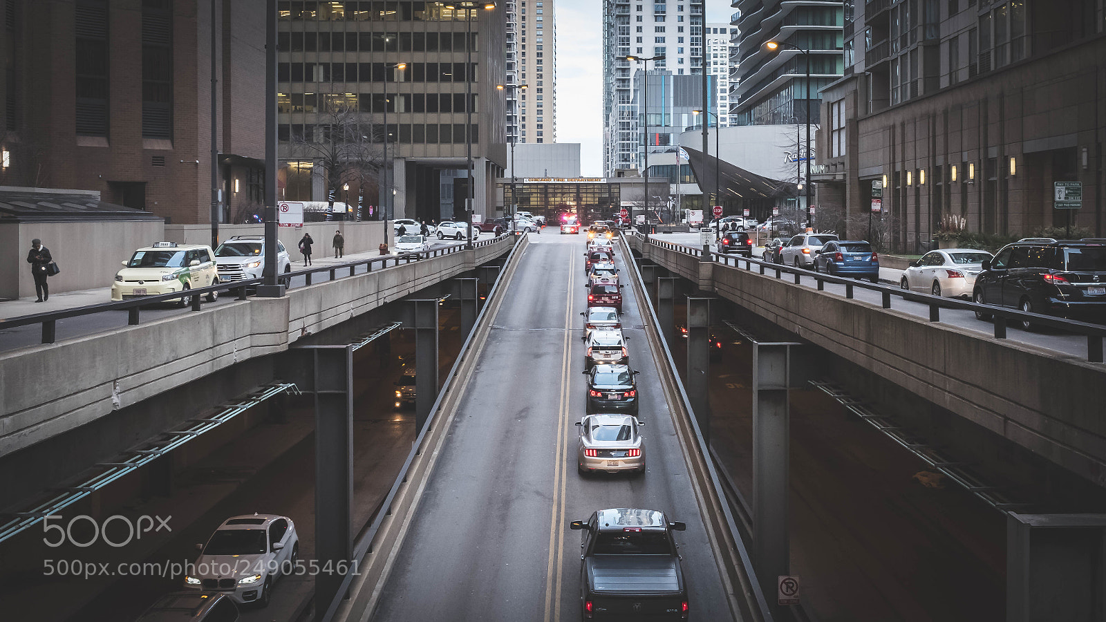 Fujifilm X100F sample photo. Wacker drive photography