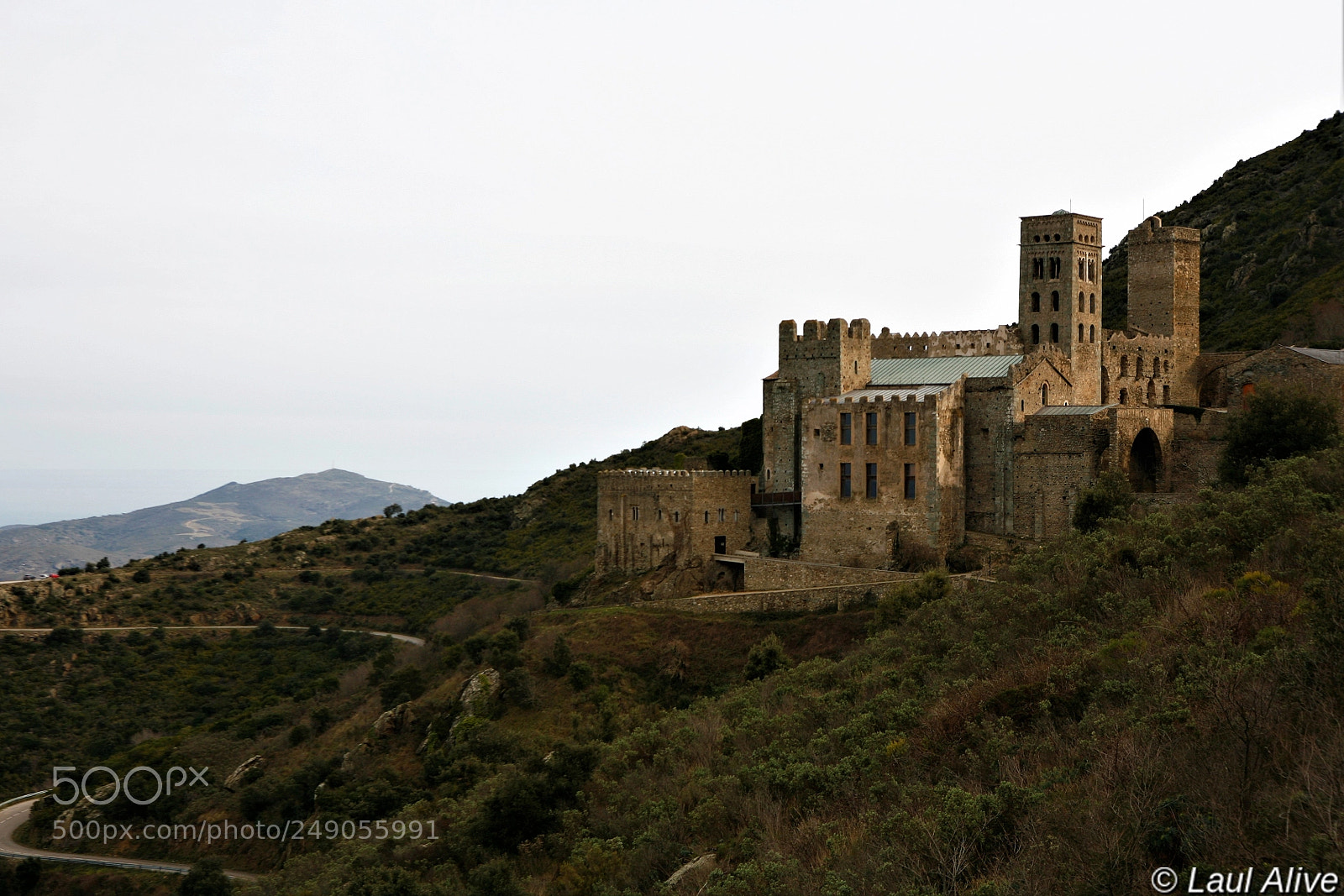 Canon EOS 5D sample photo. Abbaye de sant pere photography