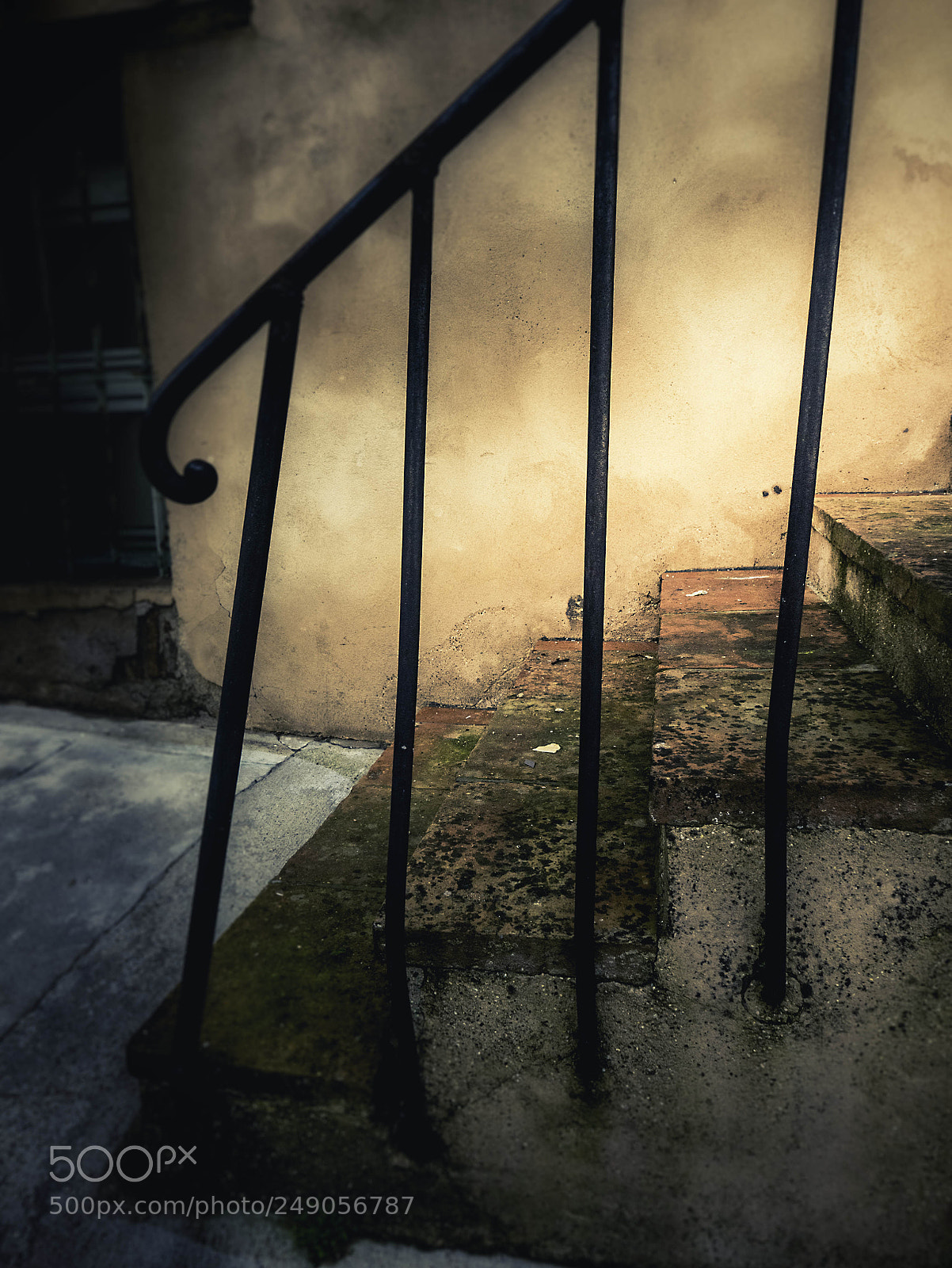Leica D-Lux (Typ 109) sample photo. Stairs photography