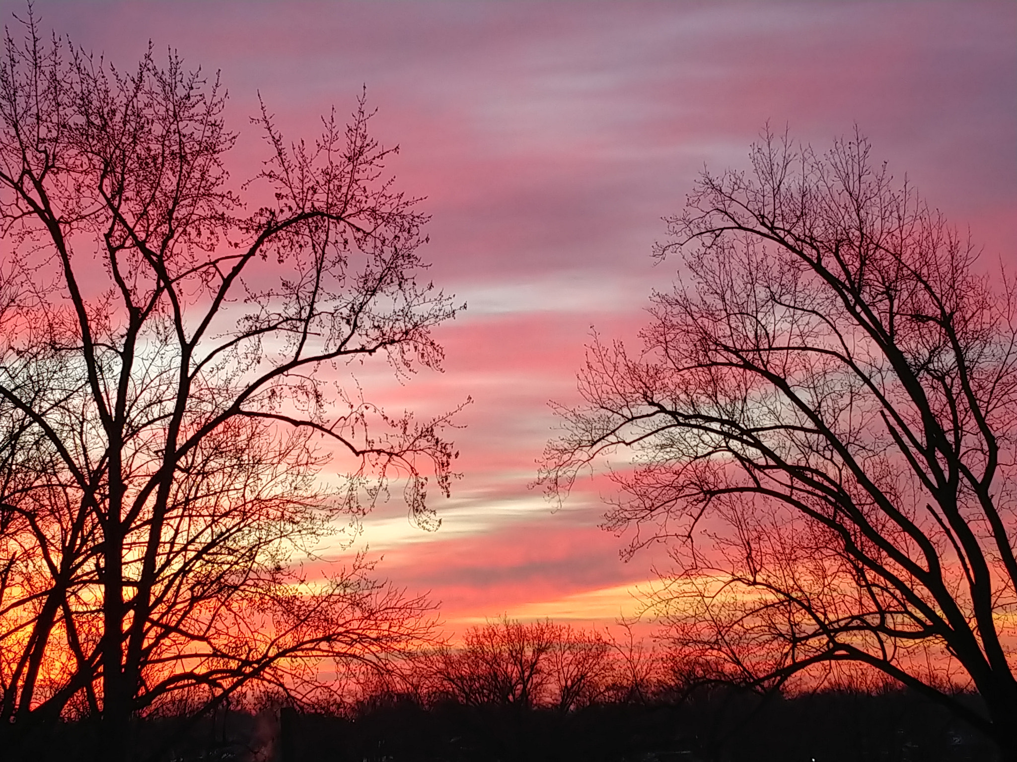 LG V30 sample photo. Red sky photography