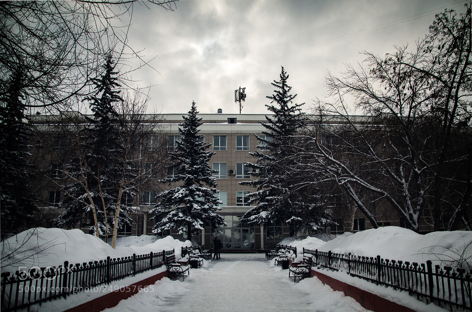 Nikon D5100 sample photo. Dark morning photography
