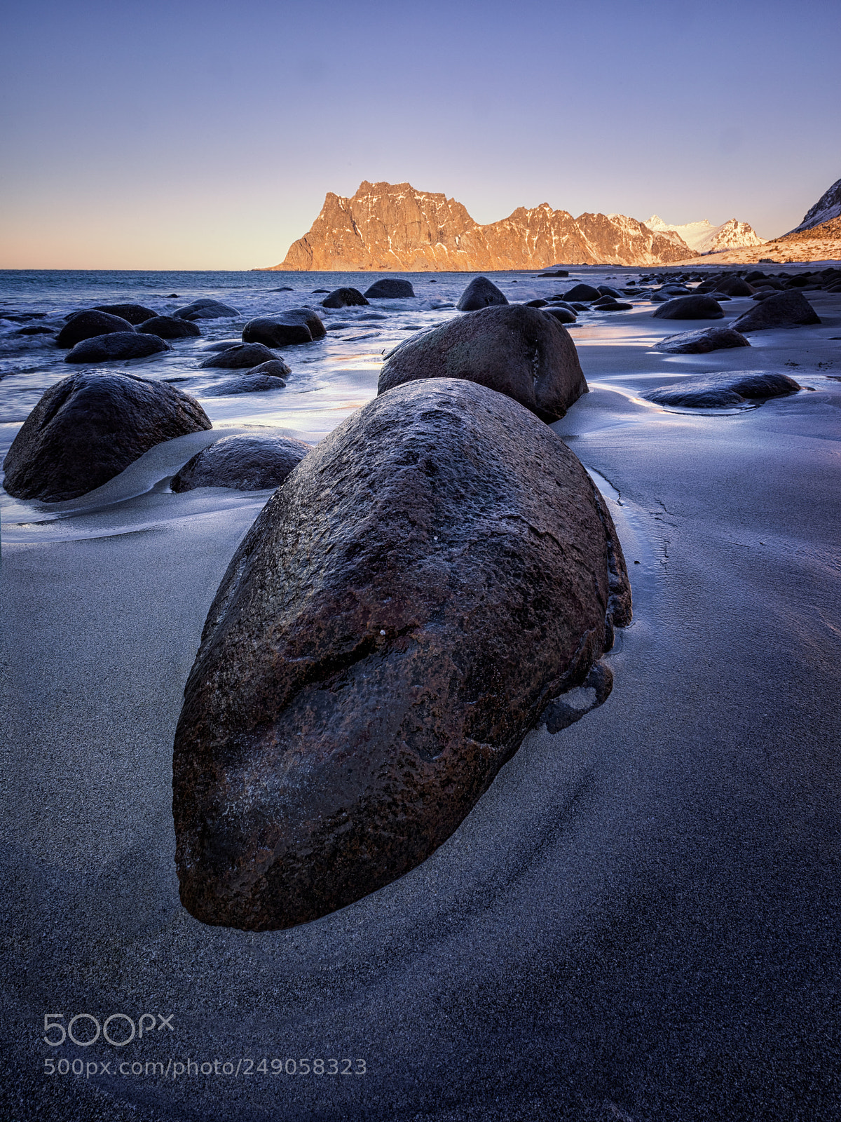Canon EOS 5D Mark IV sample photo. The rock photography
