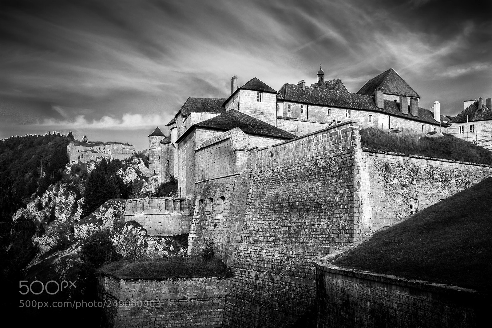 Canon EOS 600D (Rebel EOS T3i / EOS Kiss X5) sample photo. Chateau de joux photography