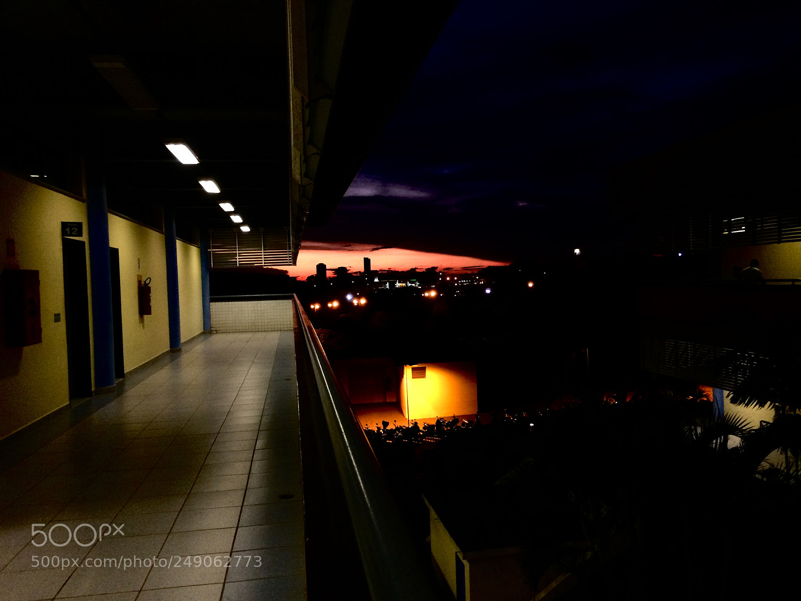 Apple iPhone 5s sample photo. 7:03 p.m photography