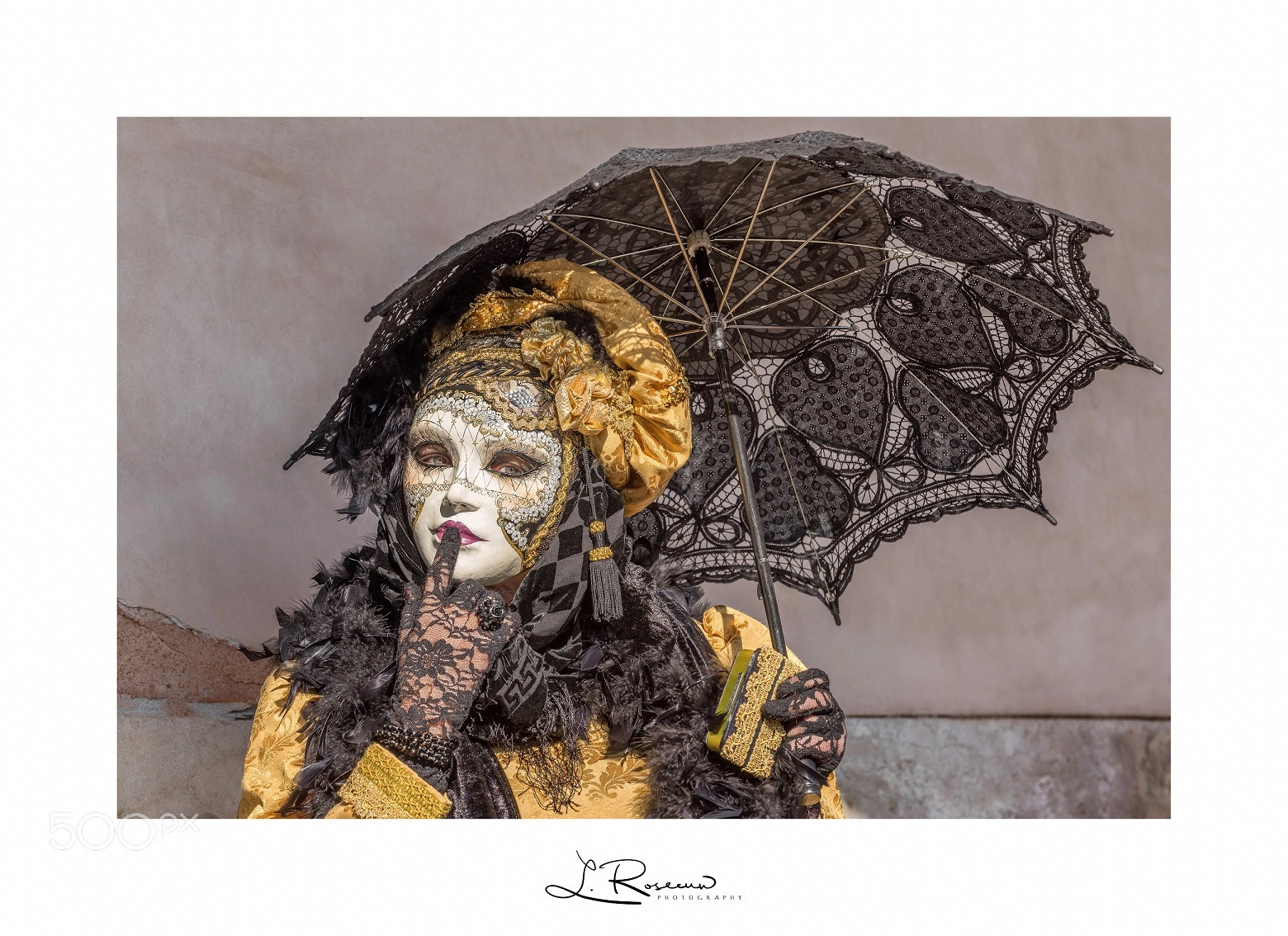 Nikon D810 sample photo. Umbrella lady photography