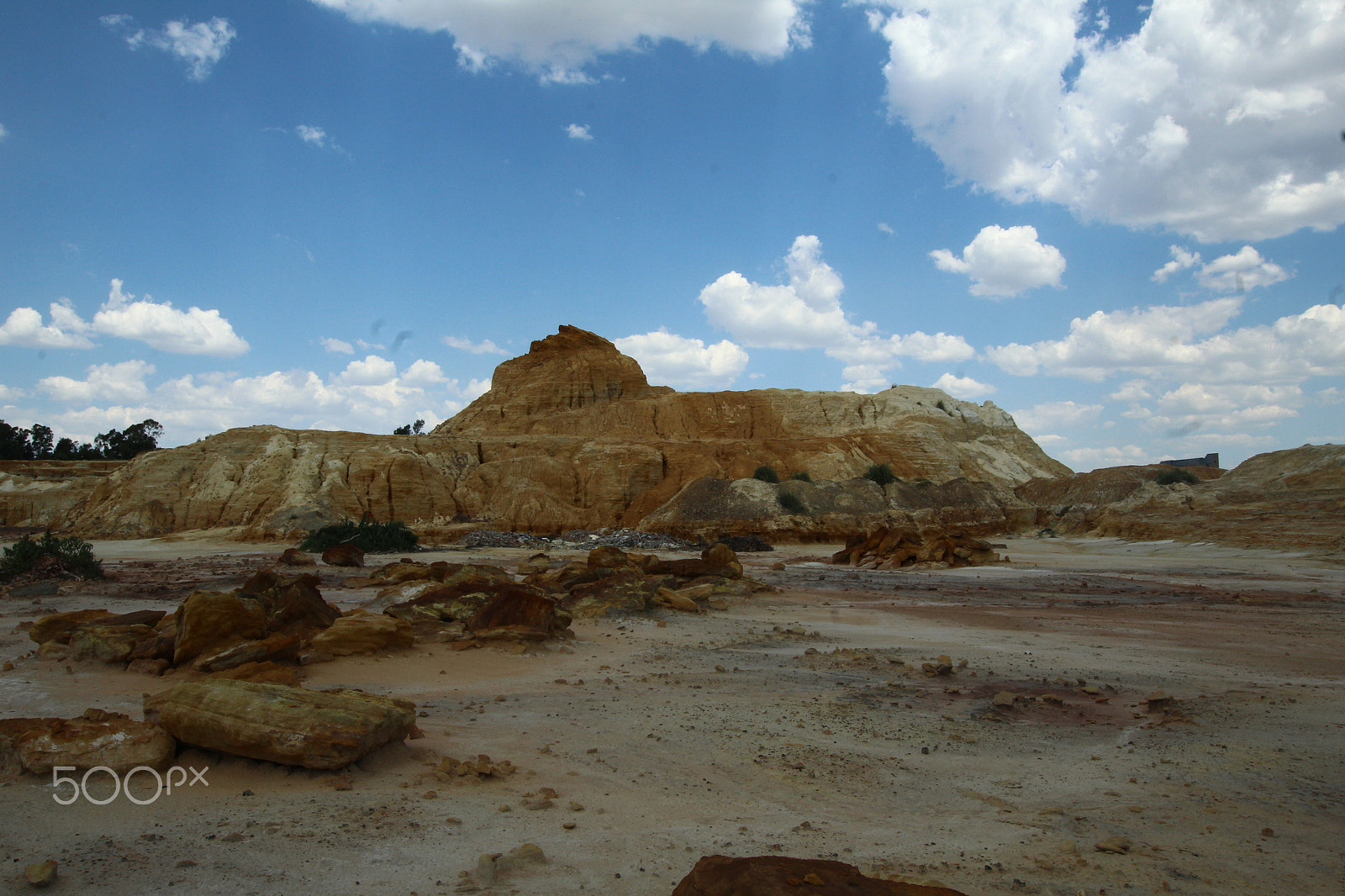 Canon EOS 1300D (EOS Rebel T6 / EOS Kiss X80) + Sigma 10-20mm F3.5 EX DC HSM sample photo. Rock views photography