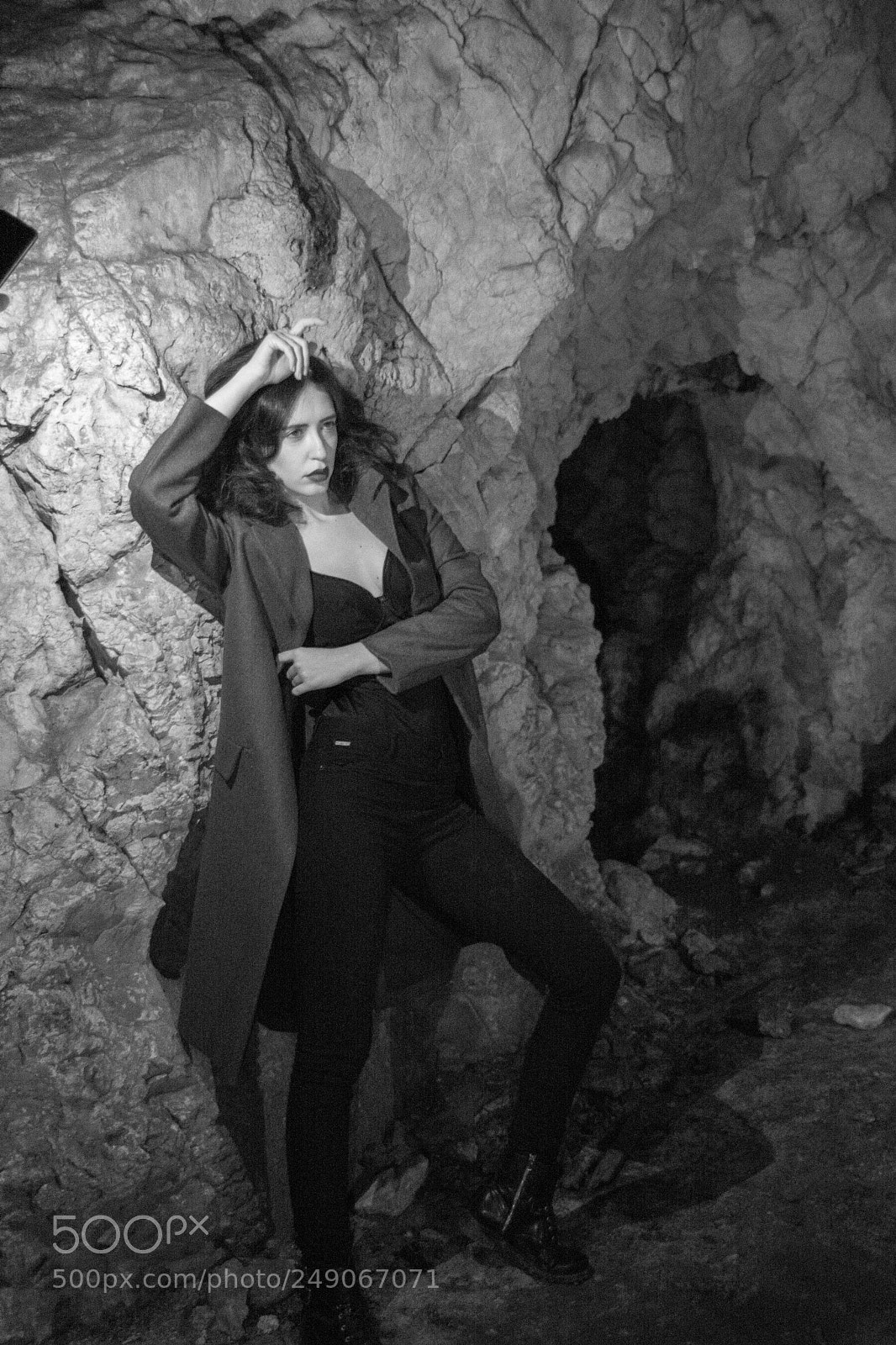 Nikon D7100 sample photo. Cave fashion photography