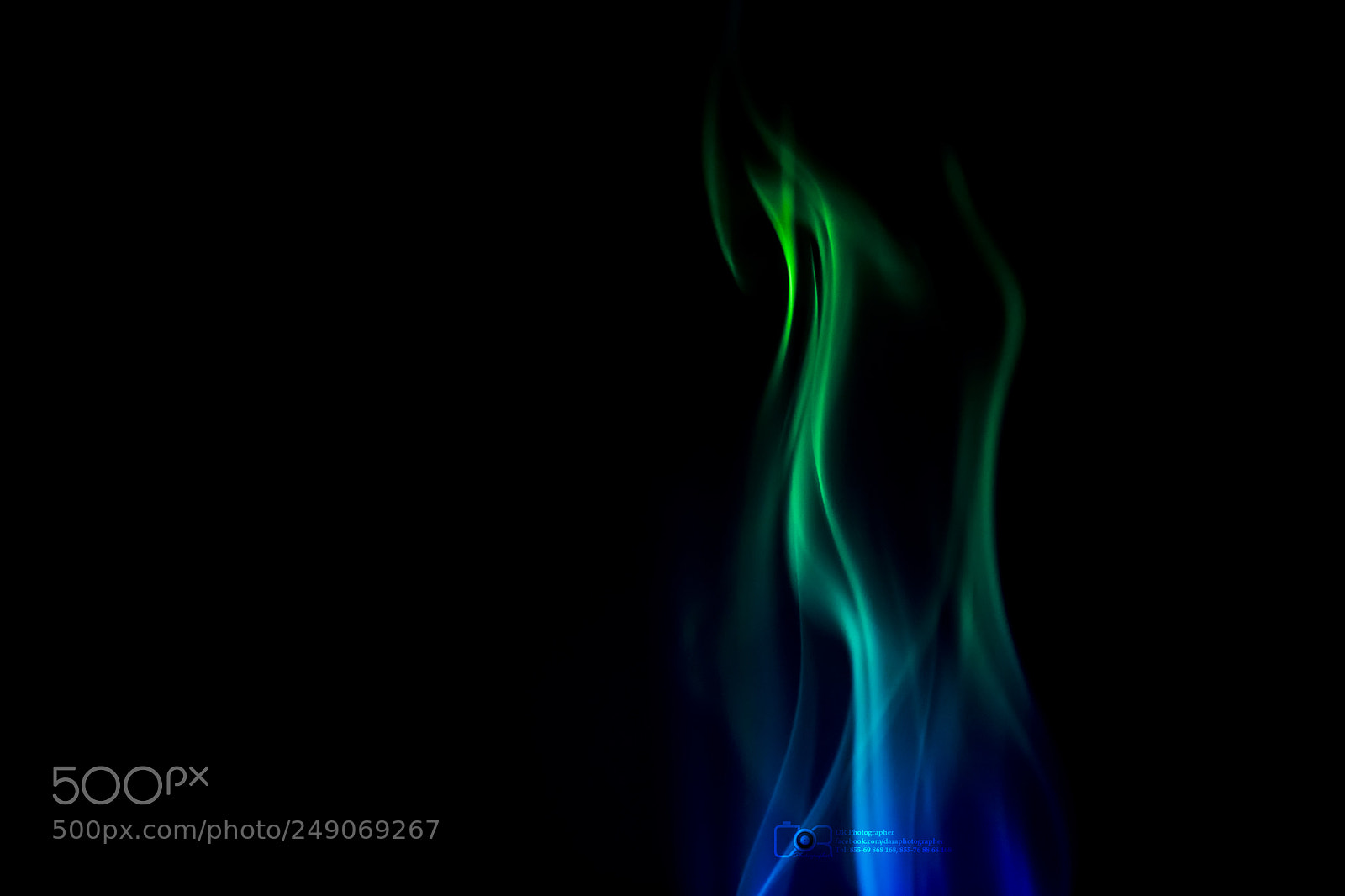 Canon EOS 5D Mark IV sample photo. Colors of the smoke photography
