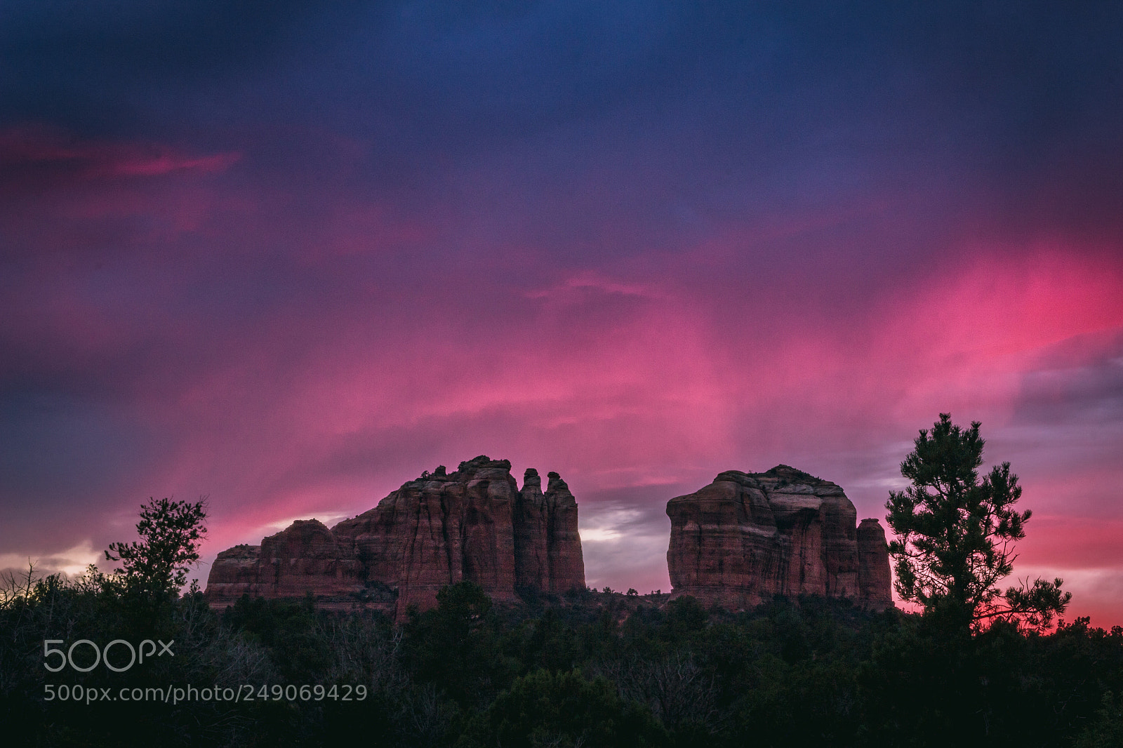 Canon EOS 600D (Rebel EOS T3i / EOS Kiss X5) sample photo. Cathedral rock sunset photography