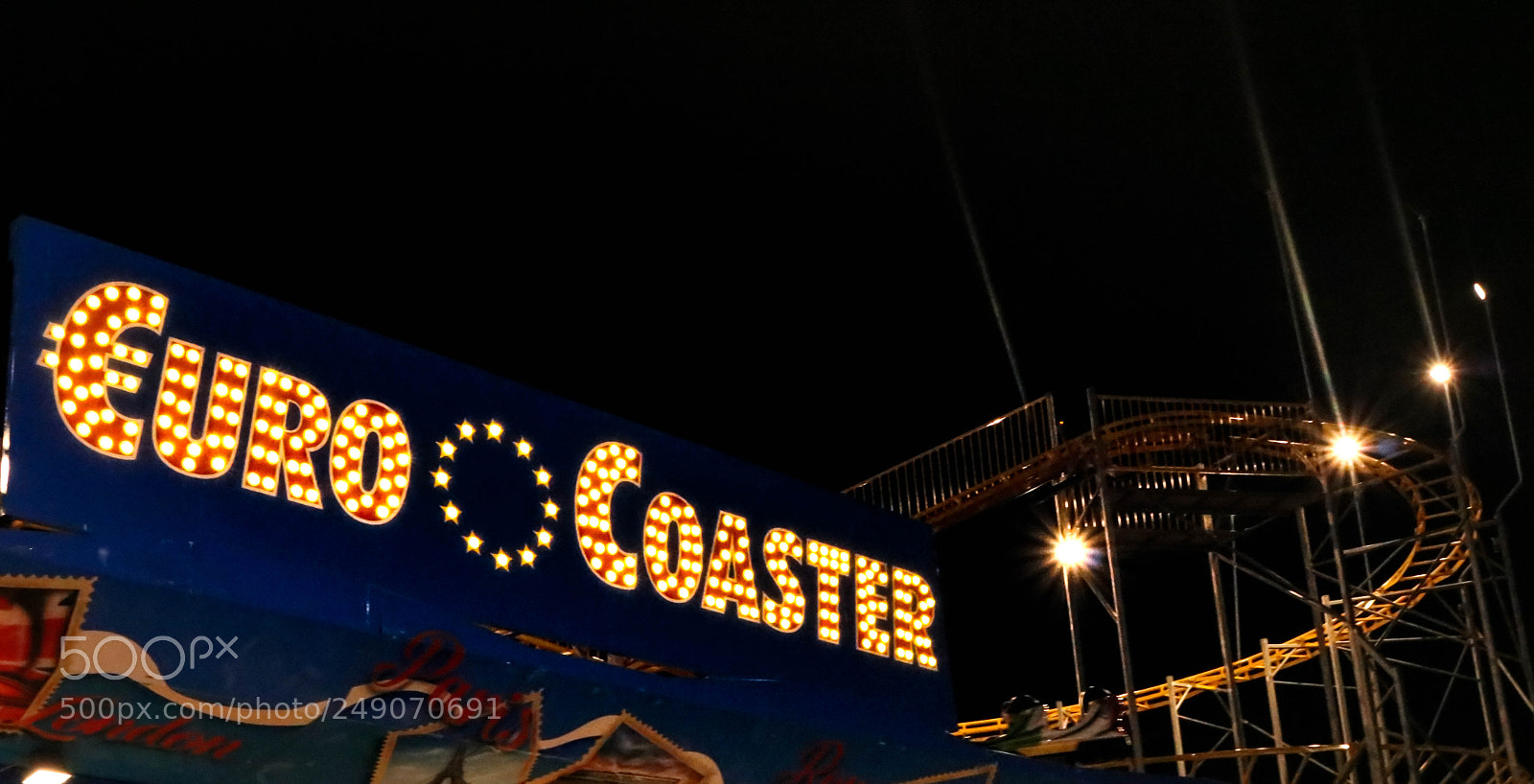 Canon EOS 750D (EOS Rebel T6i / EOS Kiss X8i) sample photo. Marina bay prudential carnival photography