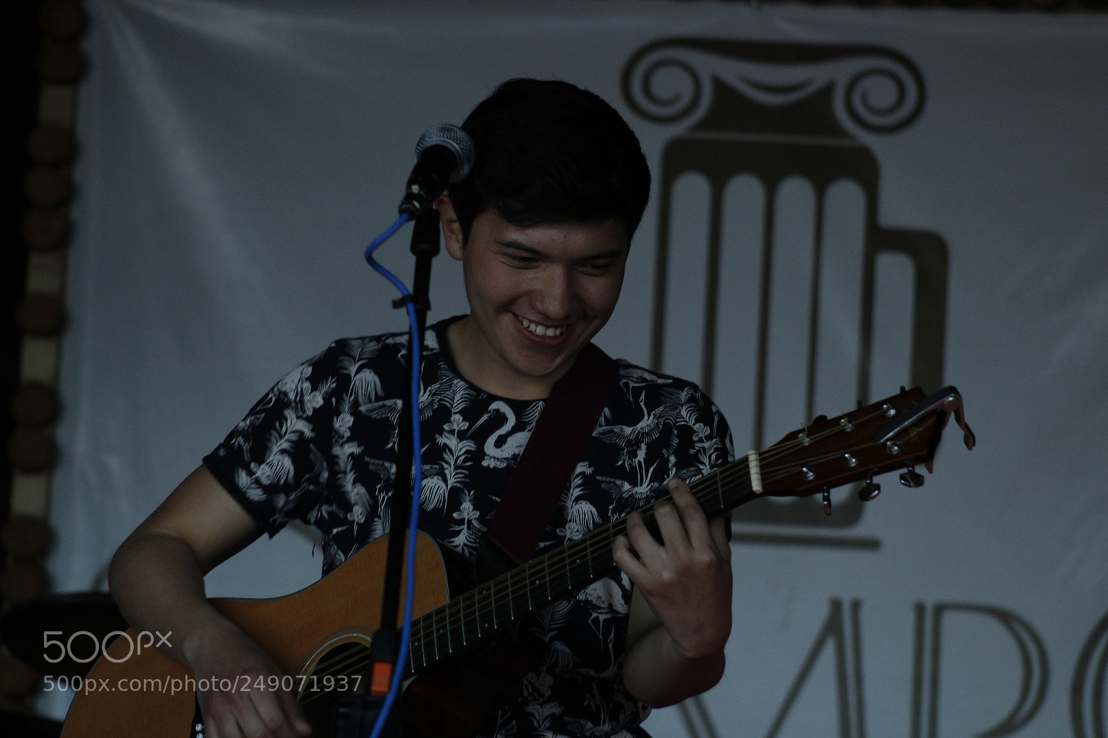 Canon EF 75-300mm f/4-5.6 sample photo. Mg photography