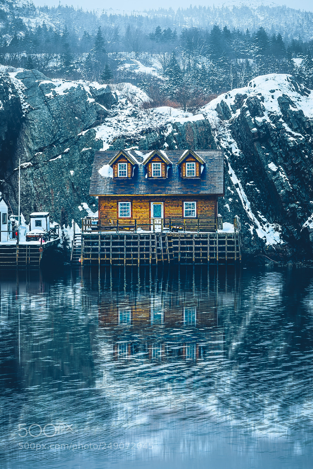 Nikon D810 sample photo. Wintertime hut quidi vidi photography
