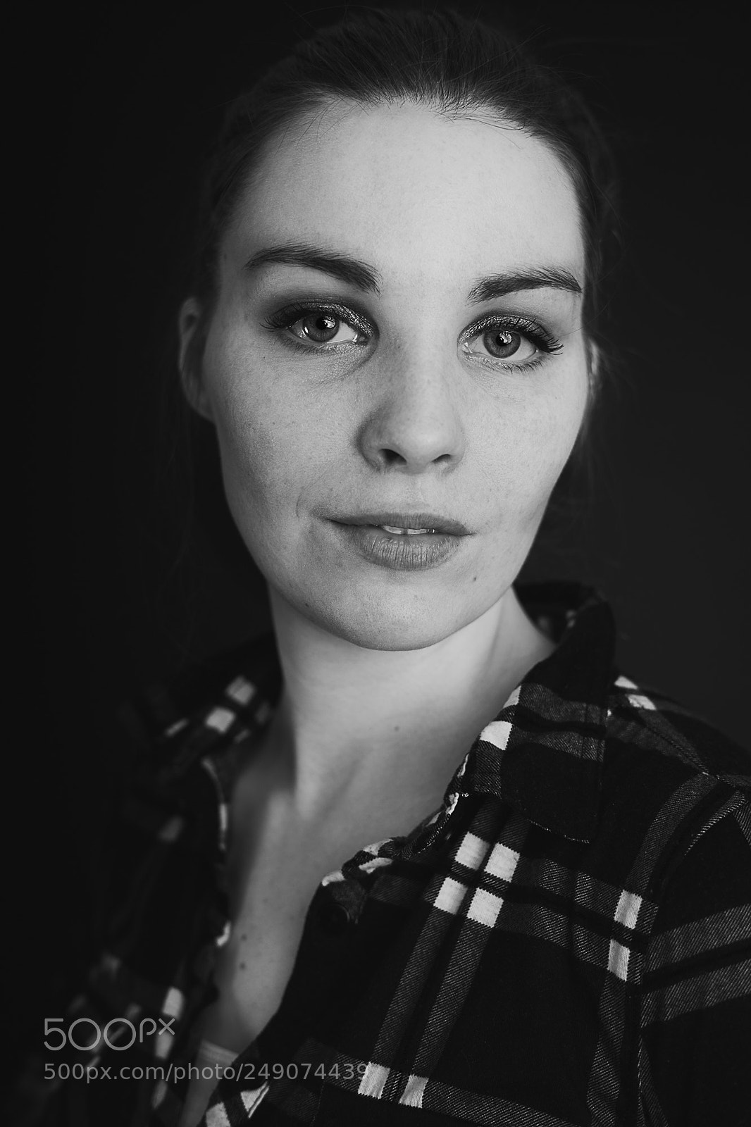 Sony a7 sample photo. Laura photography