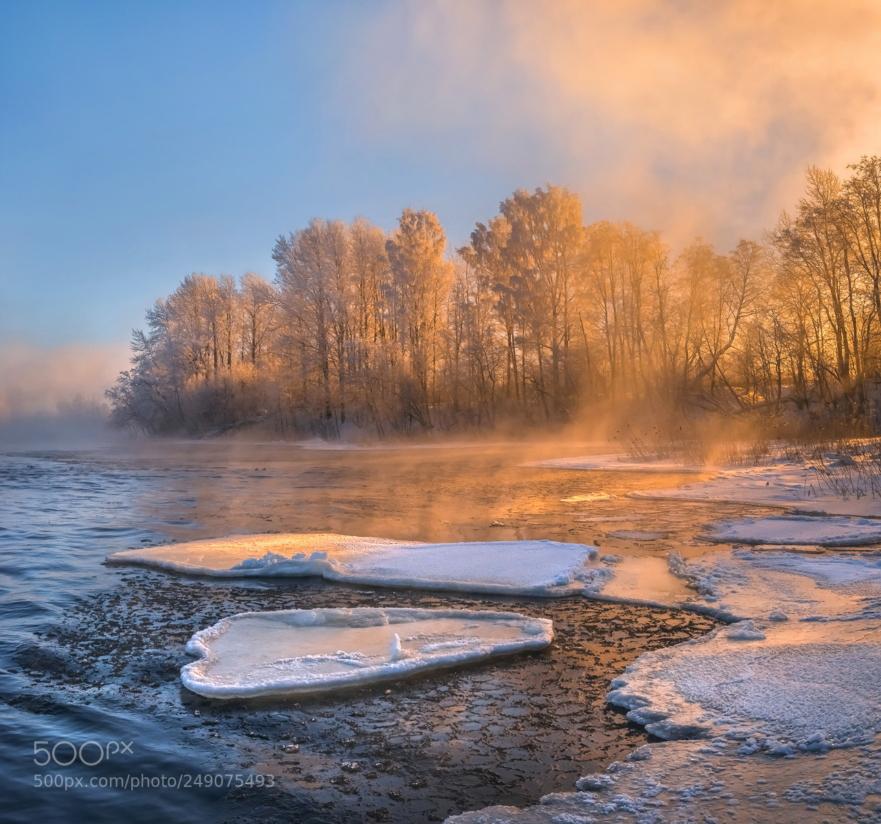 Pentax 645Z sample photo. Dawn on the river photography