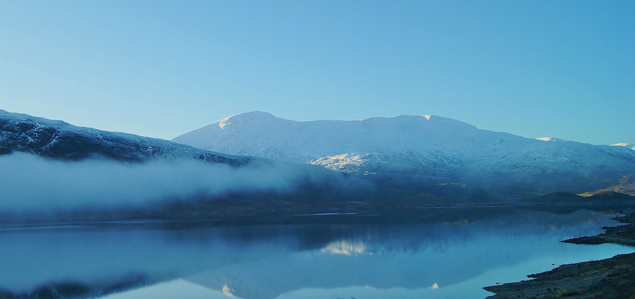 Sony Alpha DSLR-A380 sample photo. Highlands mist & blues.... photography