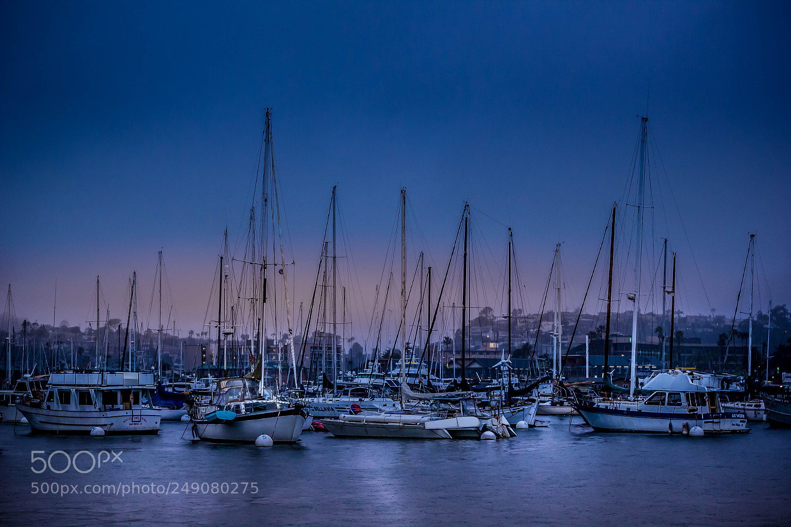 Canon EOS 550D (EOS Rebel T2i / EOS Kiss X4) sample photo. Shelter island harbor photography