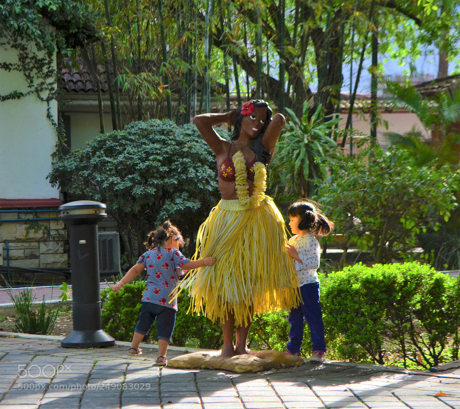 Nikon D5100 sample photo. Spontaneous joy photography