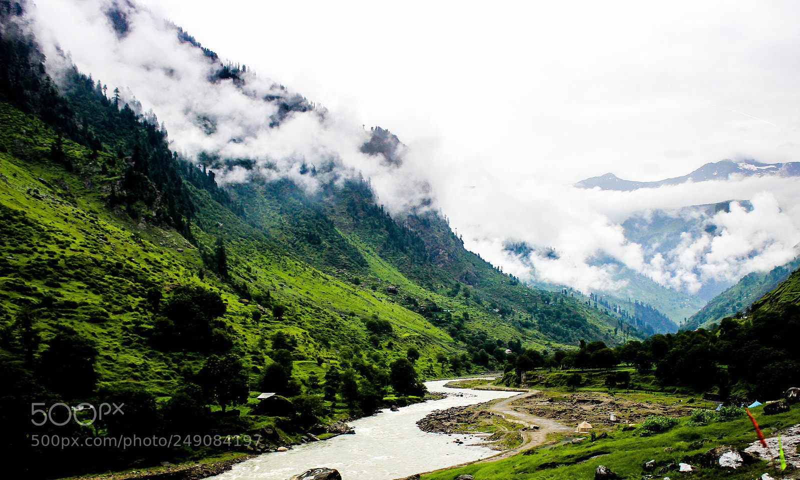 Canon EOS 600D (Rebel EOS T3i / EOS Kiss X5) sample photo. Naran photography