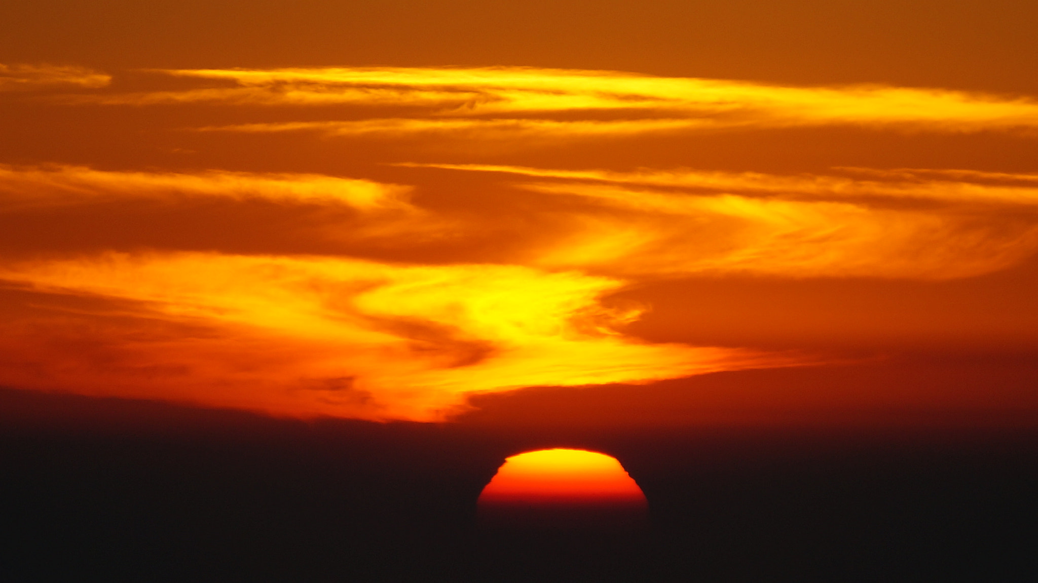 Sony E 55-210mm F4.5-6.3 OSS sample photo. Every sunset brings a promise of a new dawn! photography