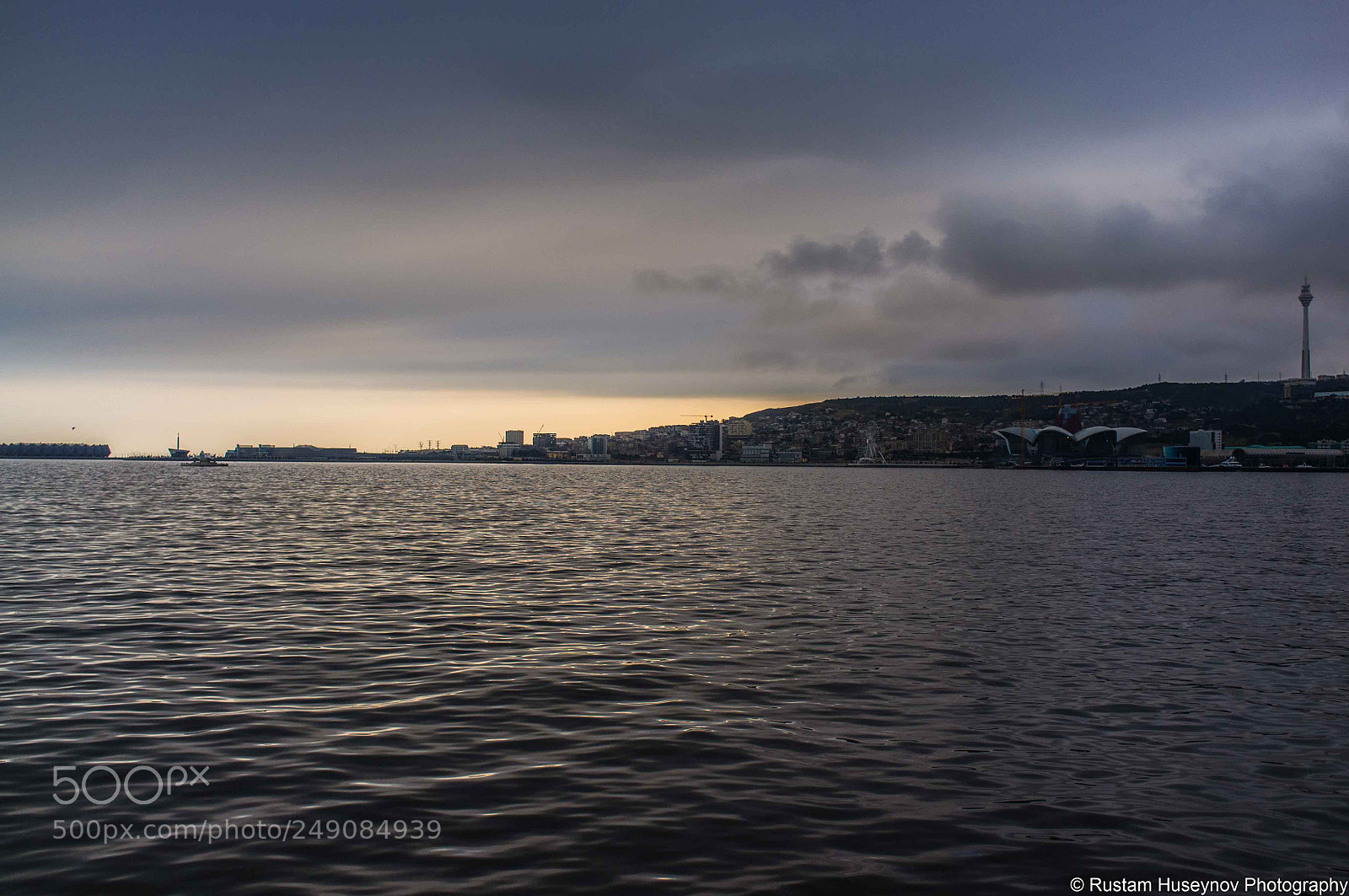 Fujifilm FinePix X100 sample photo. Clouds in sea city photography